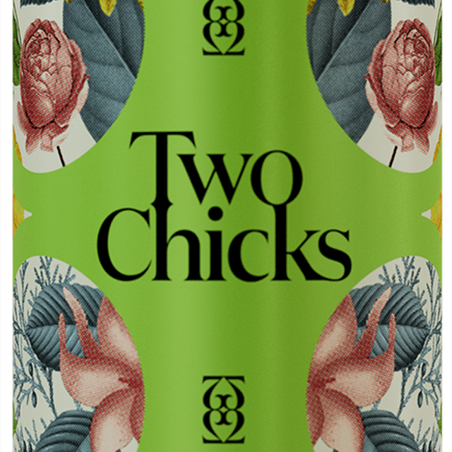 two chicks gin gimlet can